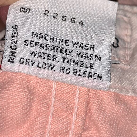 Vintage 80s Guess High Waist denim shorts pink - Picture 5 of 7